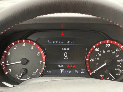 New 2025 Nissan Frontier PRO-4X w/ Pro Convenience Package image 10