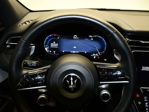 Used 2023 Maserati Grecale Modena AWD/4WD image 33