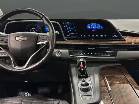 Used 2022 Cadillac Escalade Sport Platinum w/ LPO, ONYX Package AWD/4WD image 10