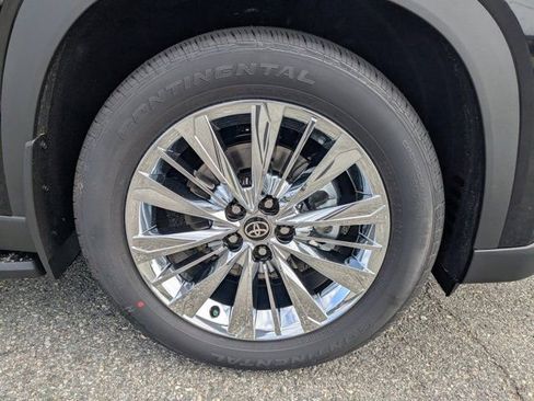 New 2026 Toyota Grand Highlander AWD image 11