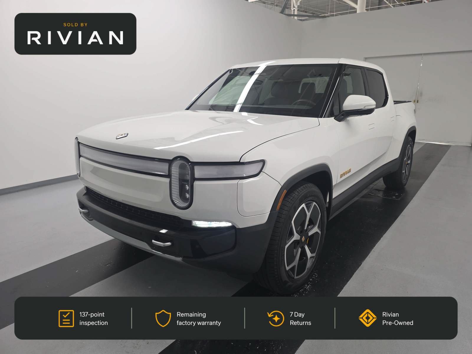 Used 2022 Rivian R1T Adventure AWD/4WD image 1