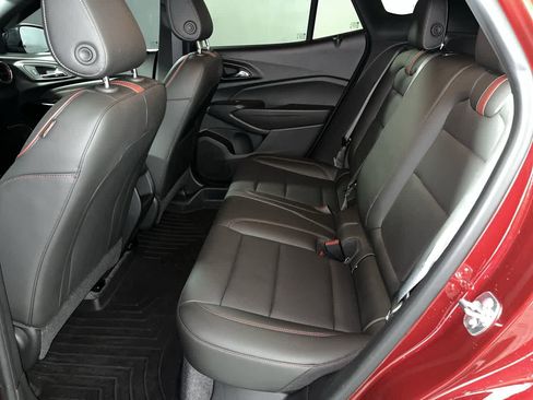 Used 2025 Chevrolet Trax RS w/ Driver Confidence Package FWD image 26
