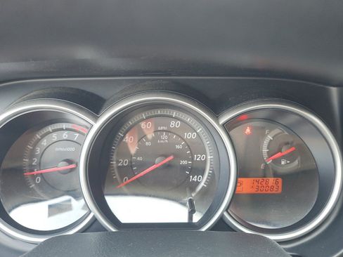 Used 2011 Nissan Versa 1.8 S w/ Plus Pkg FWD image 15