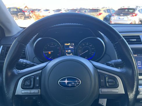 Used 2015 Subaru Legacy 2.5i Premium w/ Moonroof Package AWD/4WD image 11