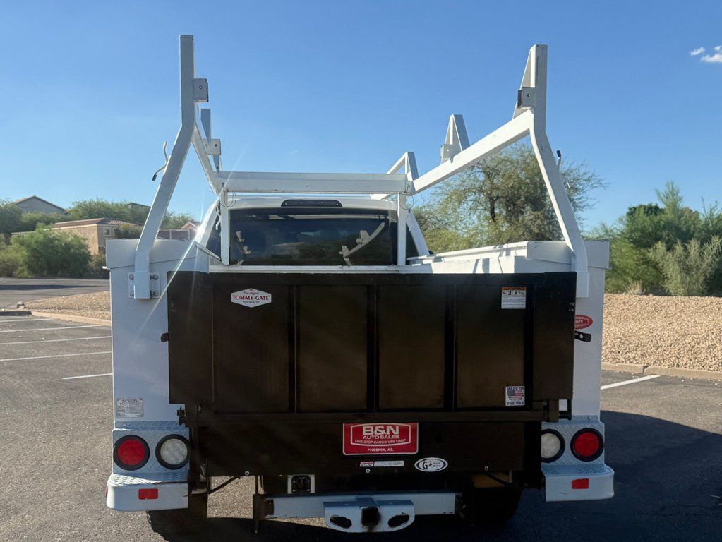 Used 2018 Ford F350 XL w/ Power Equipment Group RWD image 4