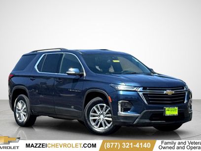 Used 2023 Chevrolet Traverse LT