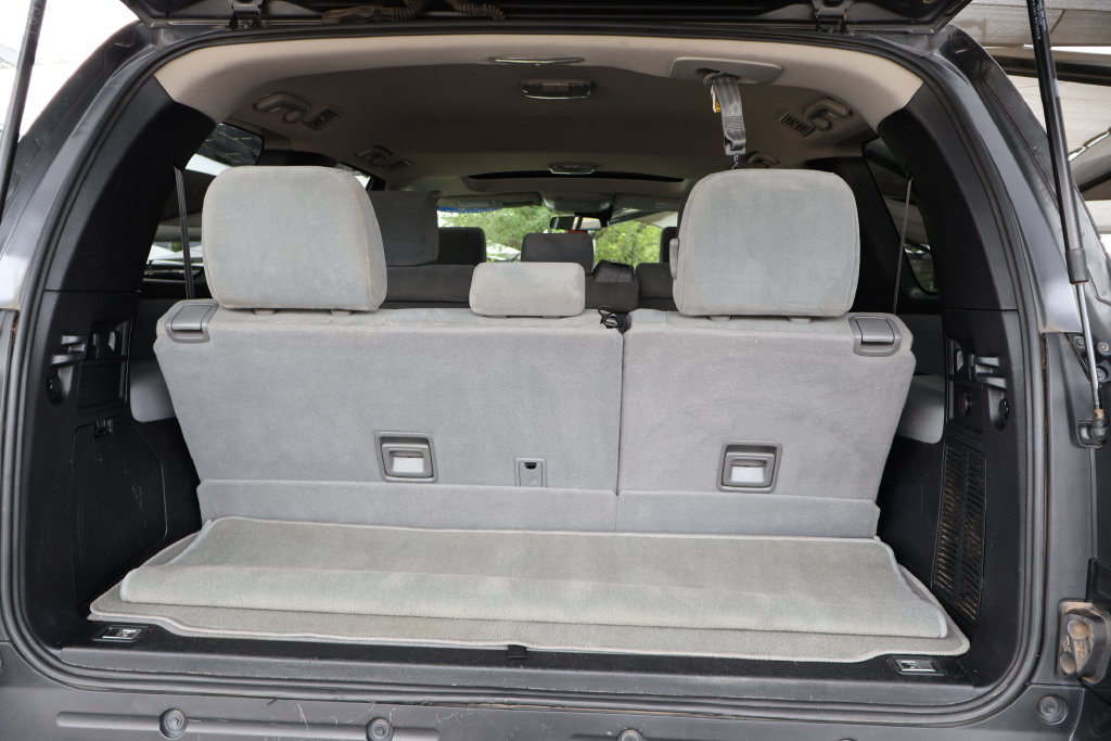 Used 2019 Toyota Sequoia SR5 AWD/4WD image 60