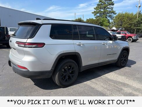 Used 2024 Jeep Grand Cherokee L Altitude RWD image 6