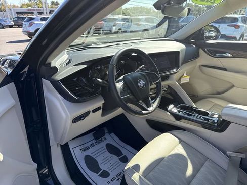 Certified 2021 Buick Envision Avenir w/ Technology Package II image 10