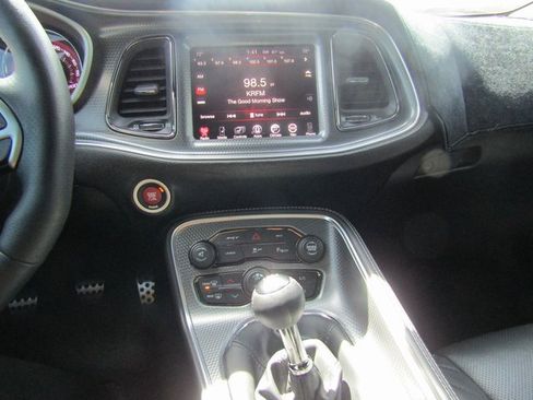 Used 2016 Dodge Challenger SRT Hellcat image 16