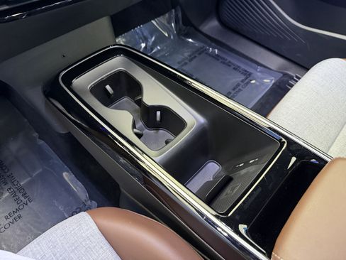 Certified 2023 Volkswagen ID.4 Pro RWD image 21
