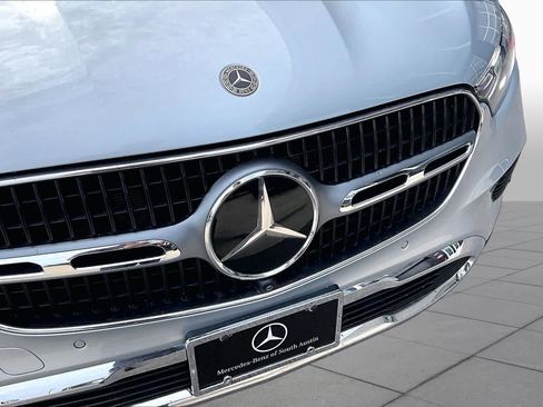 Used 2023 Mercedes-Benz GLC 300 image 29