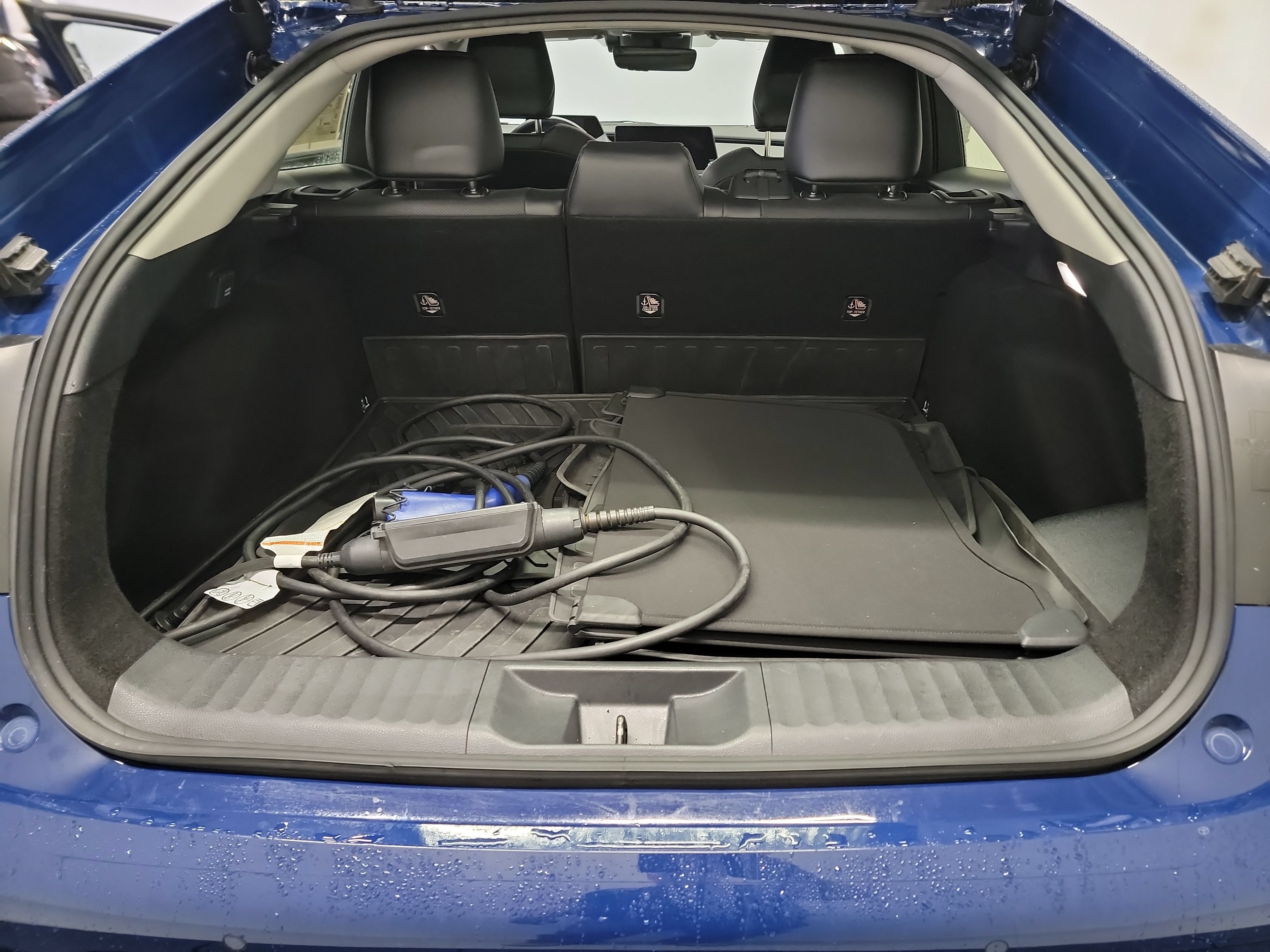 Used 2023 Toyota Prius Prime Premium FWD image 26