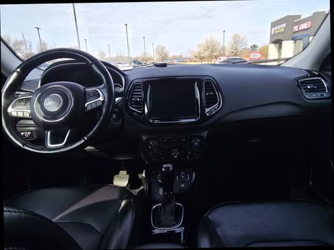 Used 2020 Jeep Compass Limited image 13