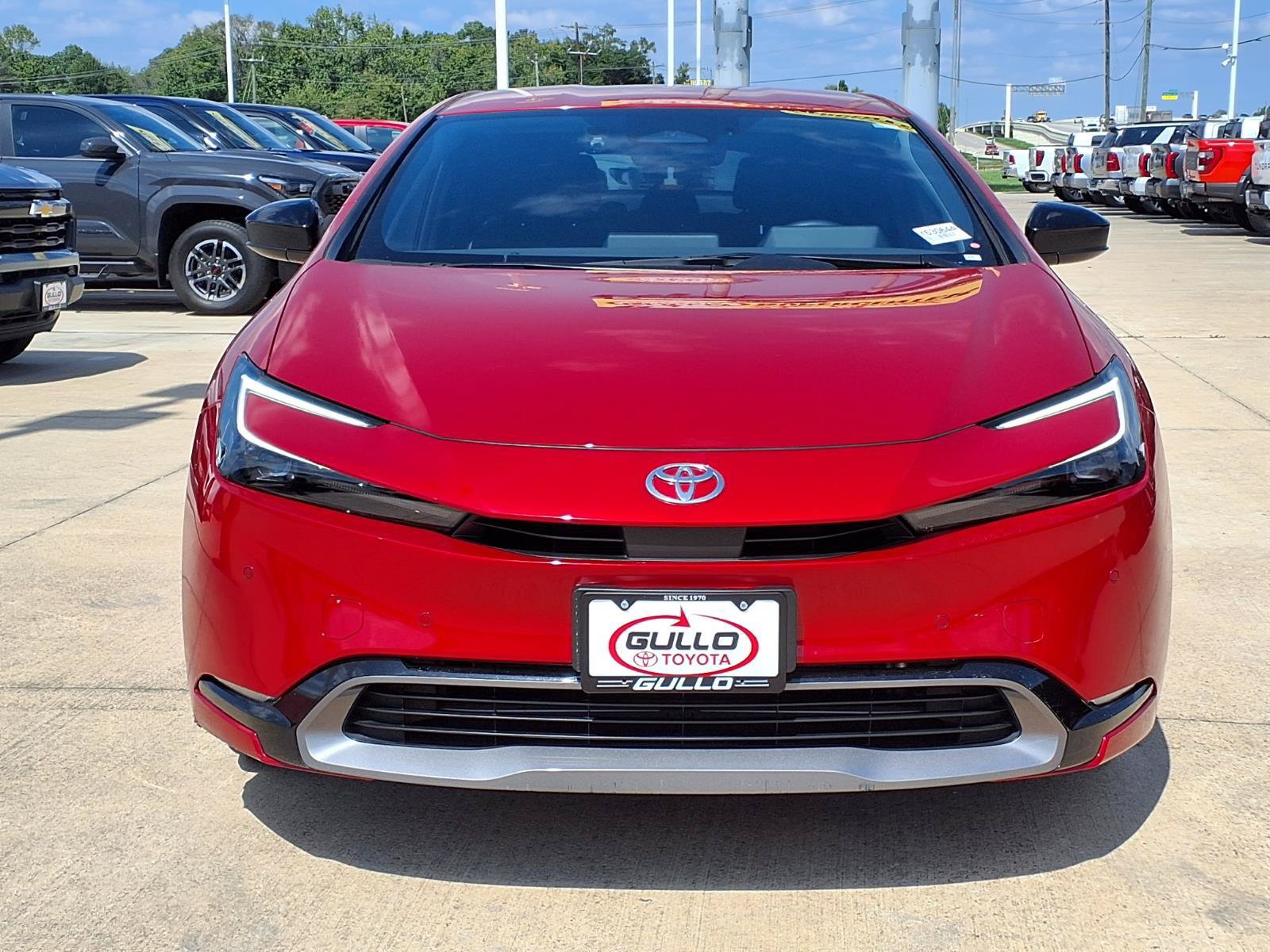 Certified 2024 Toyota Prius XLE FWD image 4