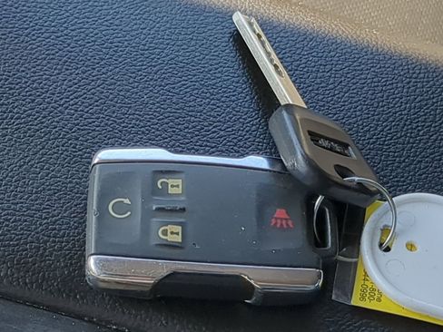 Used 2018 GMC Sierra 1500 SLT image 39