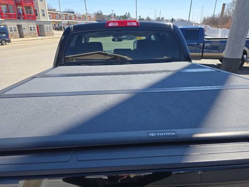 Used 2017 Toyota Tundra 1794 Edition image 8