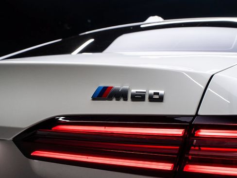 Used 2024 BMW i5 M60 AWD/4WD image 20