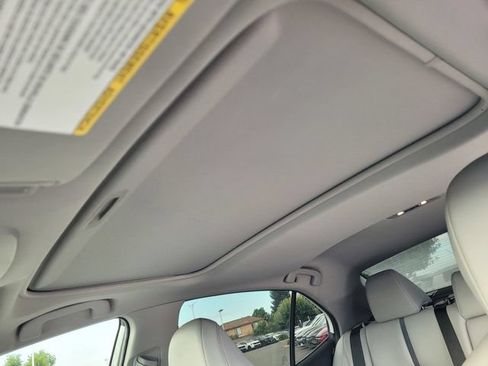 Used 2024 Toyota Camry XSE FWD image 10