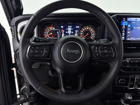 Used 2024 Jeep Wrangler Unlimited Sport AWD/4WD image 3