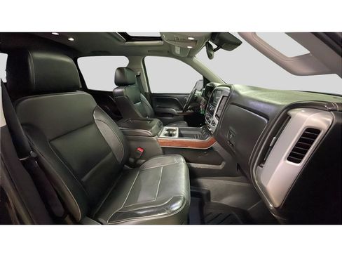 Used 2018 GMC Sierra 1500 SLT AWD/4WD image 17