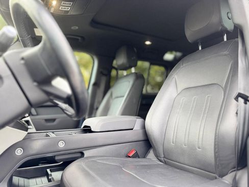 Used 2022 Land Rover Defender 110 S image 15