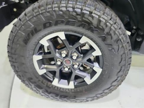 Used 2026 Jeep Gladiator Rubicon AWD/4WD image 36