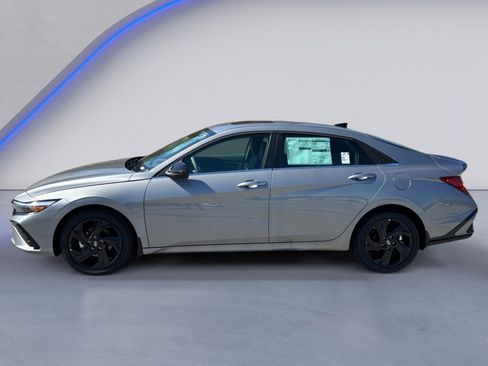 New 2026 Hyundai Elantra SEL Sport image 7