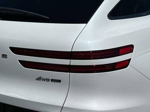 New 2026 Genesis GV70 3.5T Sport Prestige AWD/4WD image 10