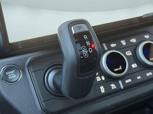New 2026 Land Rover Defender 110 Trophy Edition AWD/4WD image 16