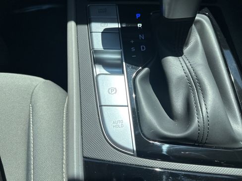 Used 2023 Hyundai Elantra Blue FWD image 62