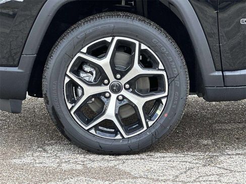 New 2026 Jeep Compass Limited image 7
