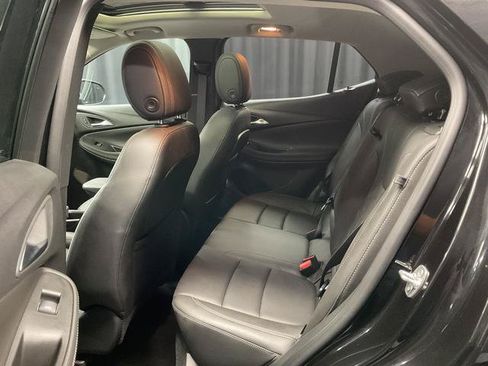 Used 2025 Buick Encore GX Avenir w/ Avenir Convenience Package AWD/4WD image 8
