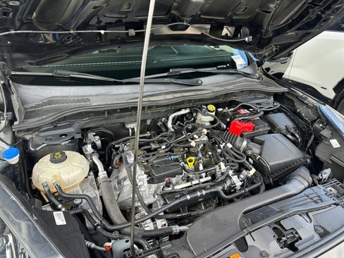 Used 2022 Ford Escape SE w/ SE Sport Appearance Package FWD image 27