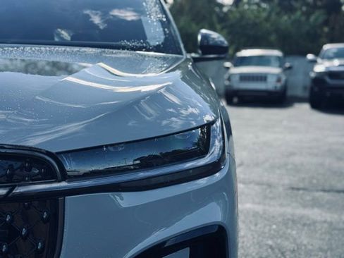 New 2026 Lincoln Nautilus Reserve w/ Jet Appearance Package image 7