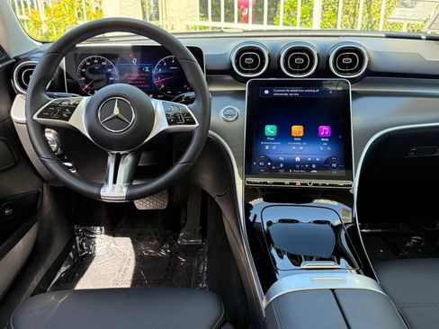 Used 2025 Mercedes-Benz C 300 Sedan image 37