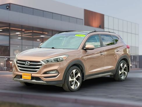 Used 2016 Hyundai Tucson Limited w/ Option Group 03 AWD/4WD image 5
