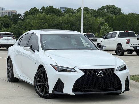Used 2024 Lexus IS 350 F Sport RWD image 2