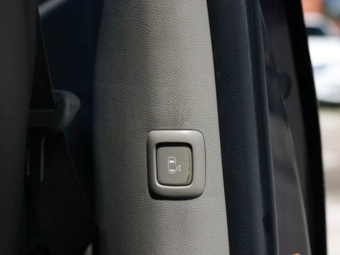 Used 2015 Kia Sedona EX image 49