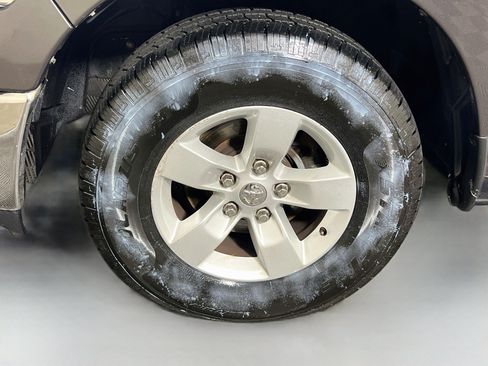 Used 2020 RAM 1500 Tradesman w/ Chrome Plus Package RWD image 13