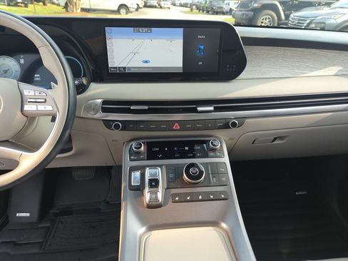 Used 2023 Hyundai Palisade Calligraphy FWD image 23