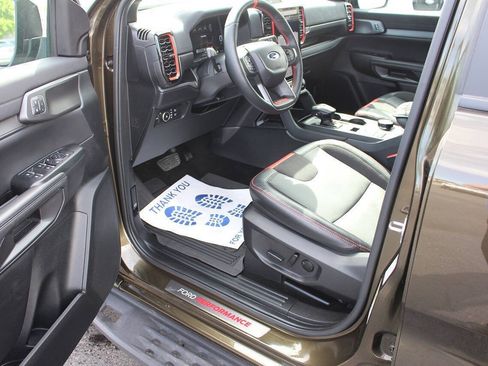 Used 2025 Ford Ranger Raptor AWD/4WD image 10