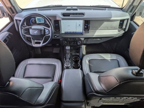 Used 2024 Ford Bronco Black Diamond image 10