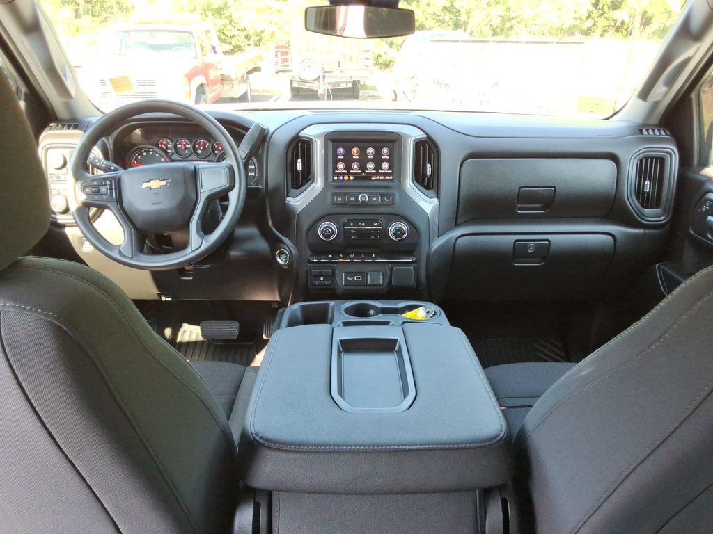Certified 2025 Chevrolet Silverado 1500 Custom AWD/4WD image 22