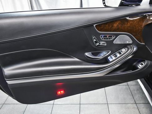 Used 2015 Mercedes-Benz S 63 AMG 4MATIC Coupe image 9