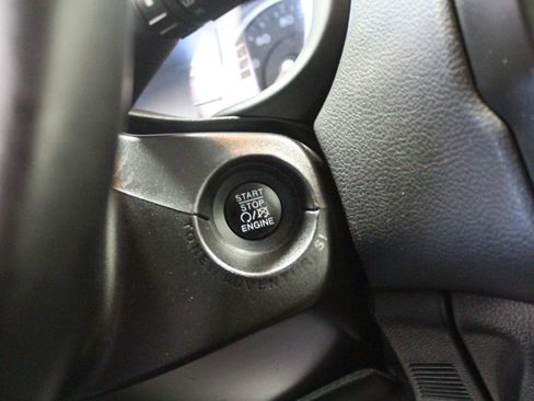 Used 2020 Jeep Renegade Altitude AWD/4WD image 11
