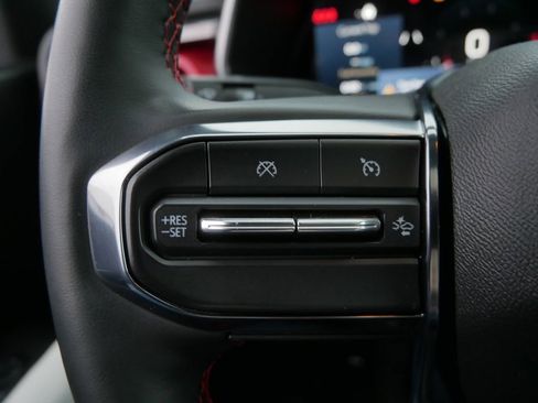 Used 2024 GMC Canyon AT4X image 21