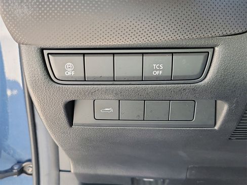 Used 2025 MAZDA CX-50 AWD 2.5 S w/ Premium Package image 32