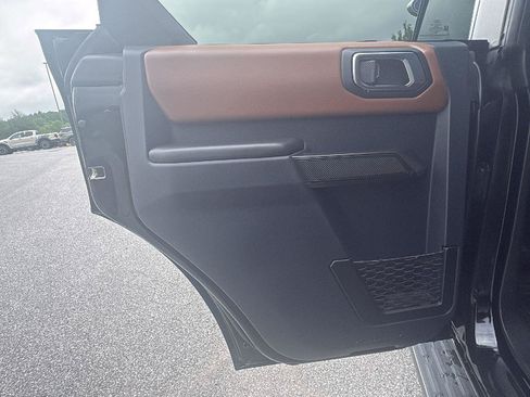 Certified 2024 Ford Bronco Outer Banks AWD/4WD image 17