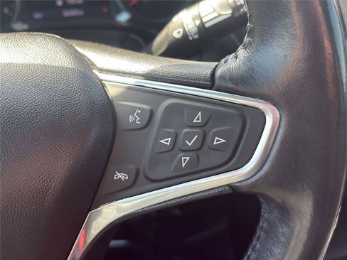 Used 2019 Chevrolet Equinox Premier AWD/4WD image 16